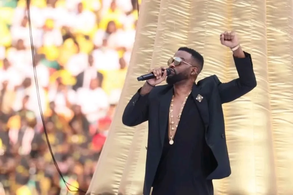 Fally Ipupa